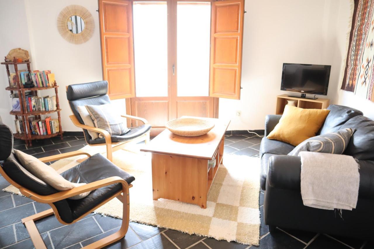 Casa Corasol, A Cozy, Comfy, 2Br House- Panoramic View And Rooftop Canar 外观 照片